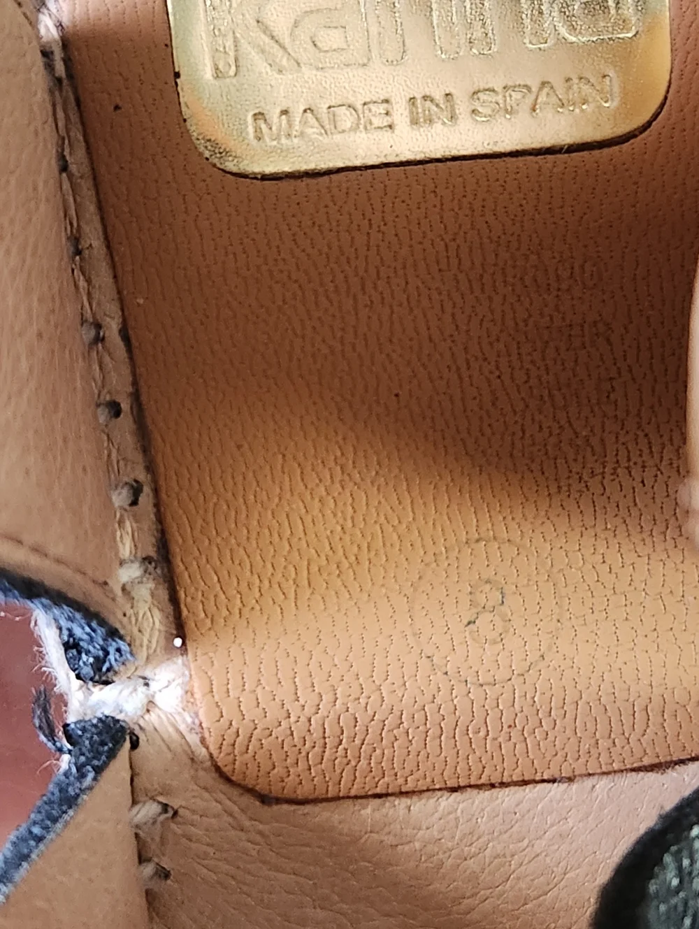 Kanna Leather Espadrille Wedges Size 8